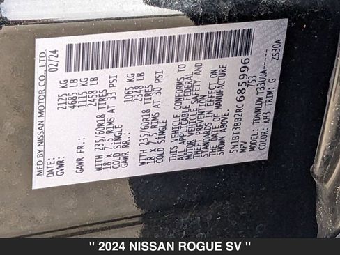 Used 2024 Nissan Rogue SV image 32