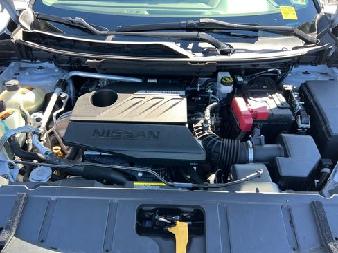 Certified 2023 Nissan Rogue SV image 26
