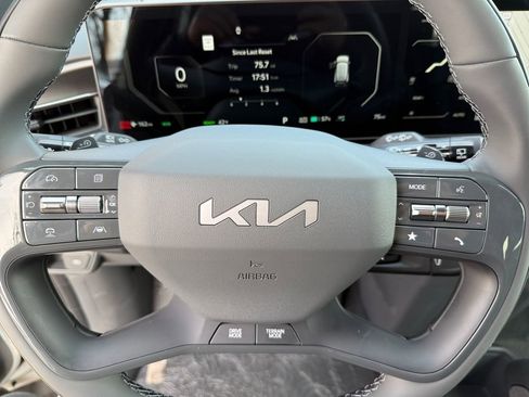 New 2026 Kia EV9 Land w/ Nightfall Edition Package image 23