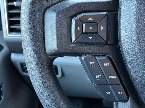 Used 2020 Ford F150 XLT image 24