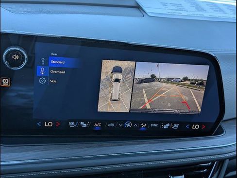 New 2026 Chevrolet Suburban Premier image 13