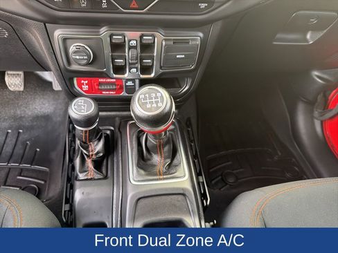 Used 2021 Jeep Gladiator Mojave w/ Trailer Tow Package image 23