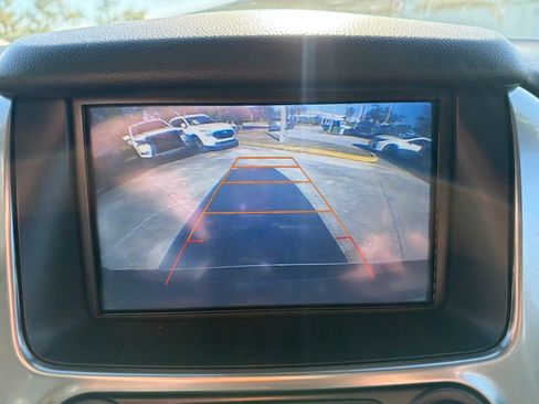 Used 2017 Chevrolet Suburban Premier image 29