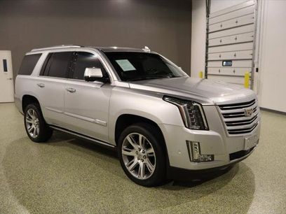 Used 2017 Cadillac Escalade Platinum