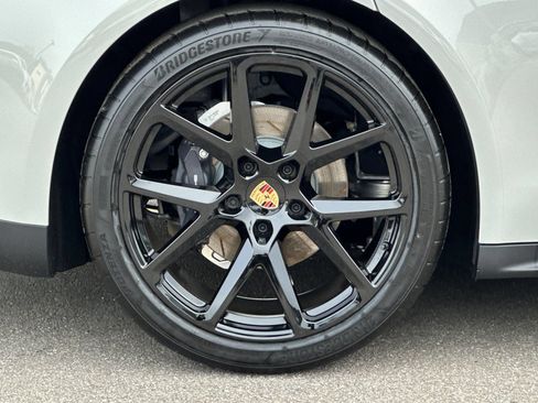 New 2026 Porsche Panamera RWD image 43