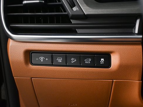 Used 2025 Kia Telluride SX X-Line image 9