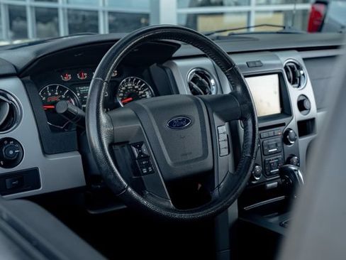 Used 2014 Ford F150 FX4 w/ Equipment Group 402A Luxury AWD/4WD image 28