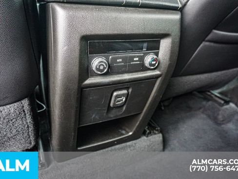 Used 2023 Chevrolet Traverse LT AWD/4WD image 63