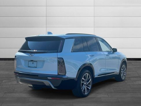 Used 2026 Cadillac Vistiq Sport w/ LPO, Floor Liner Package AWD/4WD image 5