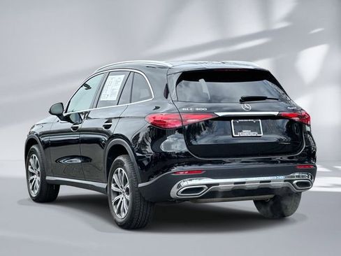 Certified 2025 Mercedes-Benz GLC 300 4MATIC image 3
