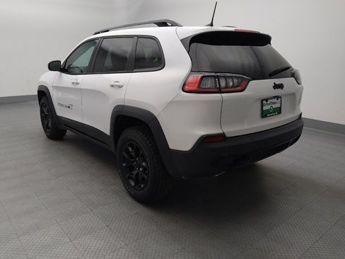 Used 2022 Jeep Cherokee Latitude AWD/4WD image 5
