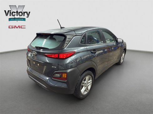 Used 2021 Hyundai Kona SE image 15