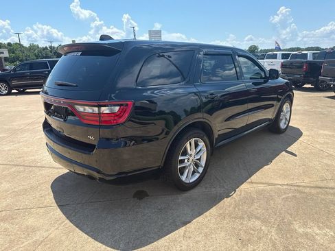 Certified 2024 Dodge Durango R/T RWD image 4