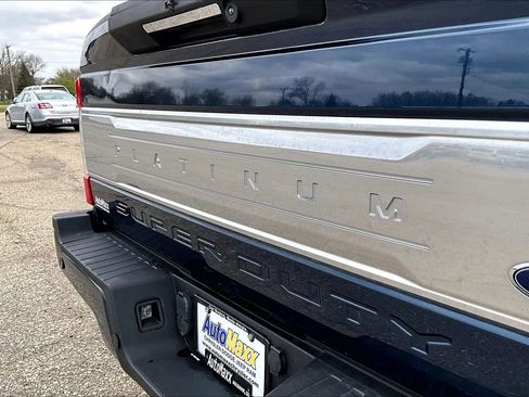 Used 2019 Ford F250 Platinum w/ Platinum Ultimate Package AWD/4WD image 23