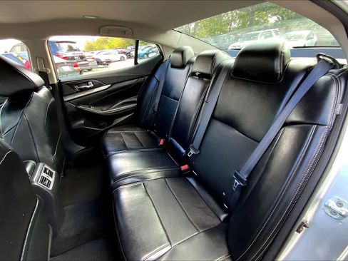 Used 2022 Nissan Maxima SV w/ Floor Mat Group image 37