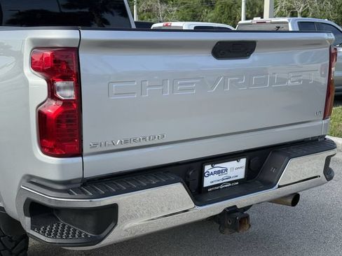 Used 2021 Chevrolet Silverado 2500 LT w/ Convenience Package AWD/4WD image 10