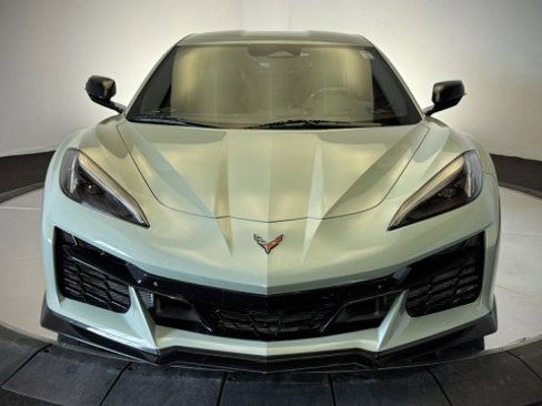 Used 2024 Chevrolet Corvette Z06 w/ Stealth Interior Trim Package RWD image 21