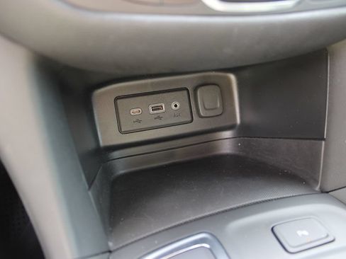 Certified 2022 Chevrolet Equinox LT AWD/4WD image 22