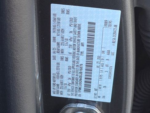 Used 2025 Ford Escape Active image 30