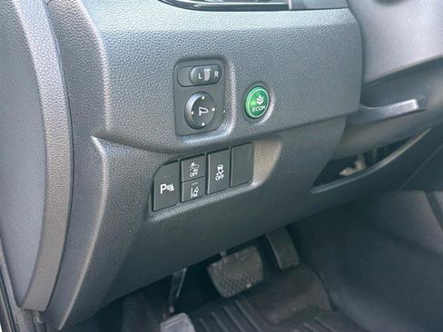 Used 2019 Honda Pilot Touring image 18