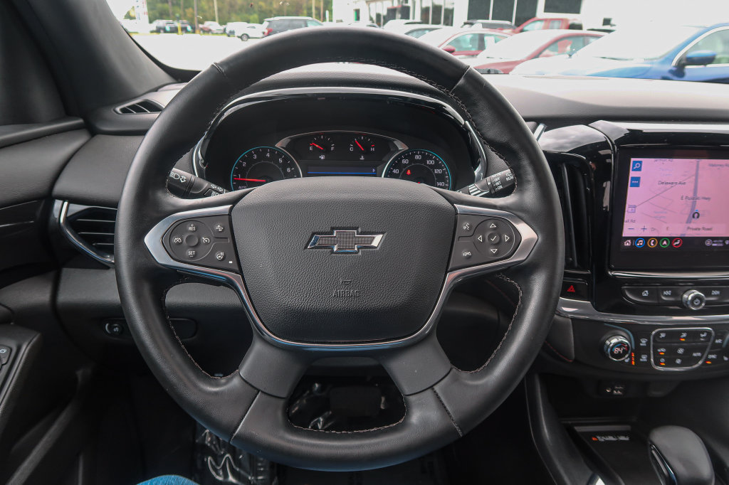 Used 2023 Chevrolet Traverse RS AWD/4WD image 31