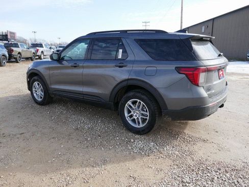 New 2026 Ford Explorer Active image 7