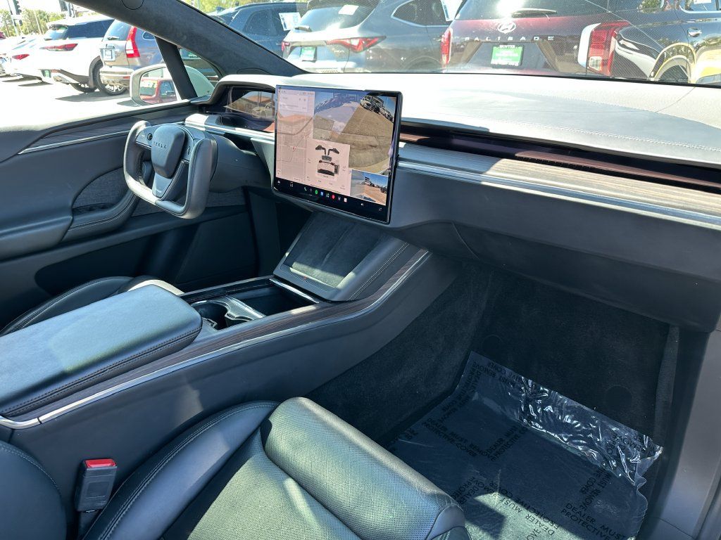 Used 2024 Tesla Model X AWD/4WD image 19