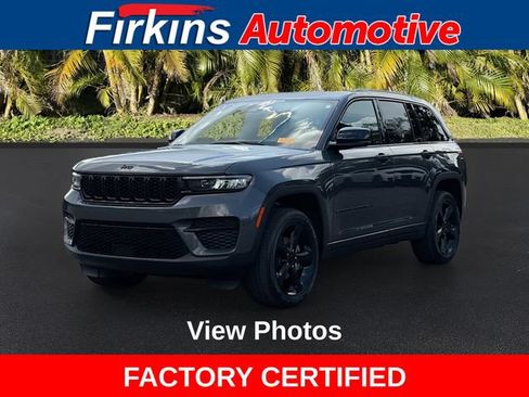 Used 2024 Jeep Grand Cherokee Altitude AWD/4WD image 1