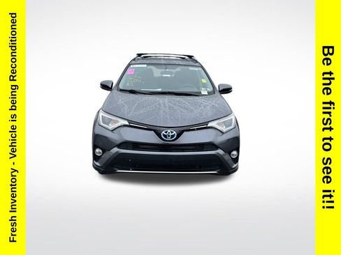 Used 2016 Toyota RAV4 XLE AWD/4WD image 8