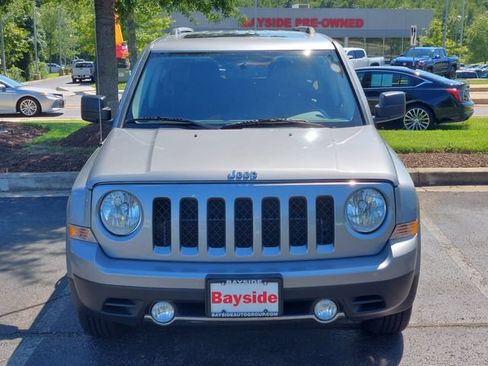 Used 2017 Jeep Patriot High Altitude FWD image 5