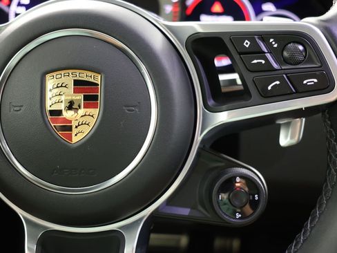 Used 2022 Porsche Cayenne GTS w/ Premium Package Plus AWD/4WD image 28