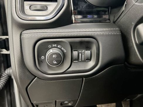 New 2026 RAM 2500 Limited AWD/4WD image 19