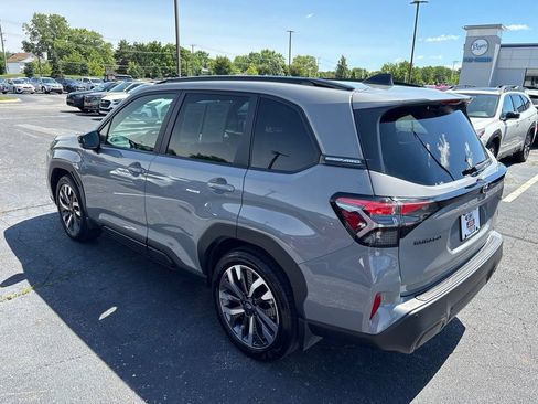 Used 2026 Subaru Forester Touring w/ Touring Package AWD/4WD image 5