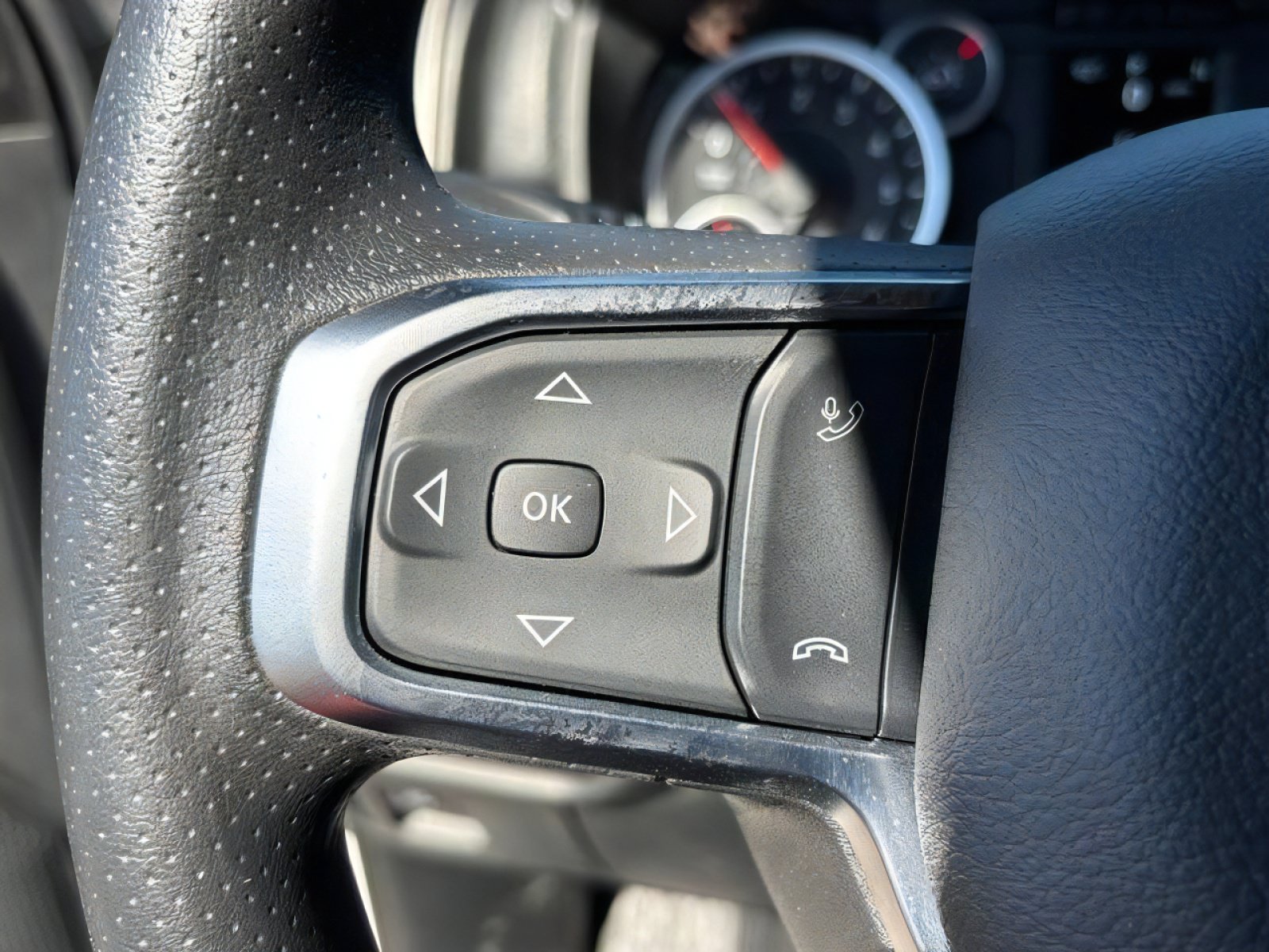 Used 2026 RAM 1500 Express RWD image 23