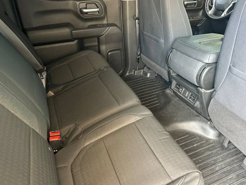 Used 2021 Chevrolet Silverado 1500 LT RWD image 18