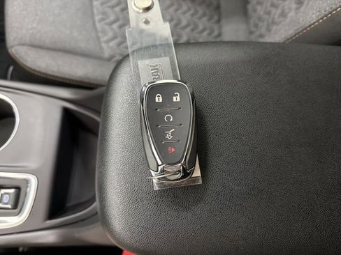 Certified 2024 Chevrolet Equinox LT image 32