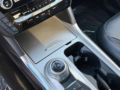 Used 2023 Ford Explorer Limited w/ Equipment Group 301A image 29