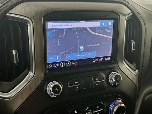 Used 2021 GMC Sierra 2500 Denali w/ Denali Ultimate Package image 17