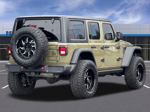 Used 2025 Jeep Wrangler Unlimited Sport AWD/4WD image 4