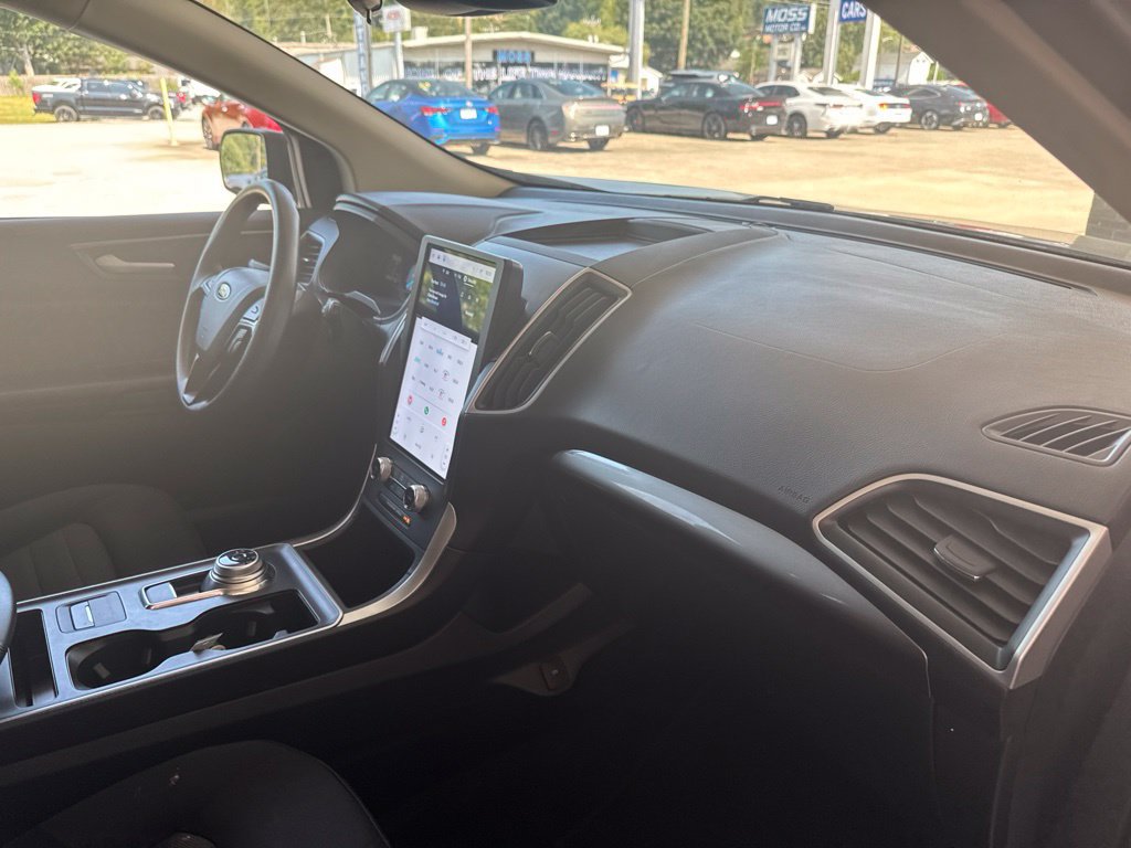 Used 2024 Ford Edge SE AWD/4WD image 17