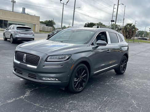 Certified 2023 Lincoln Nautilus Reserve w/ Equipment Group 202A image 8