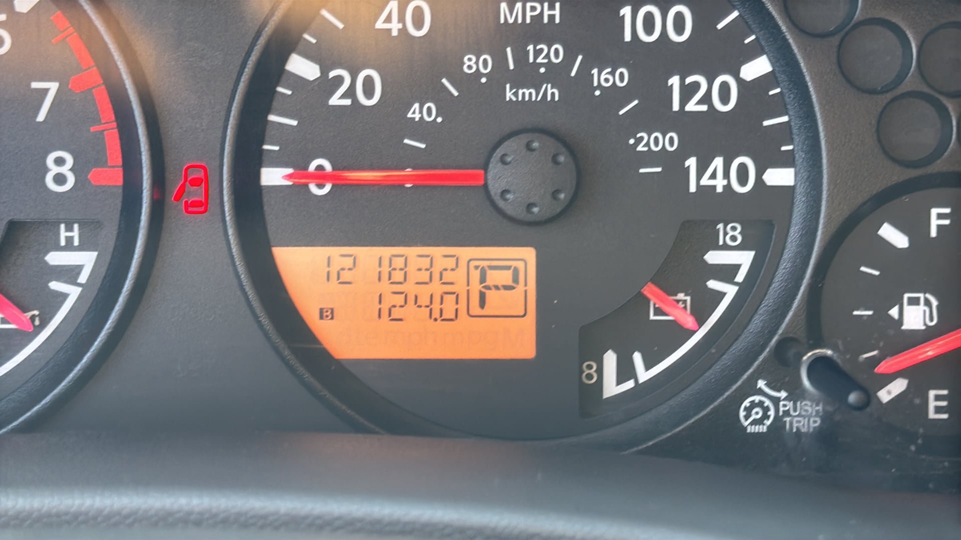 Used 2014 Nissan Frontier SV RWD image 29
