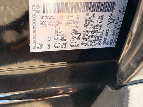 Used 2025 Nissan Rogue SV AWD/4WD image 32