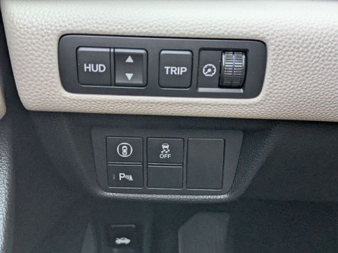 Used 2019 Honda Accord Touring image 21