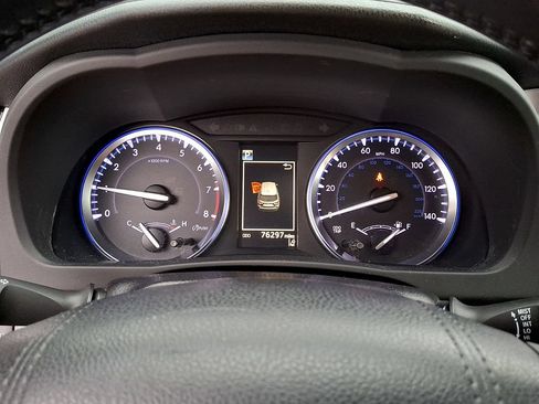 Used 2018 Toyota Highlander XLE AWD/4WD image 21