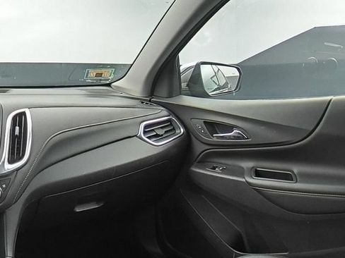 Used 2019 Chevrolet Equinox Premier AWD/4WD image 22