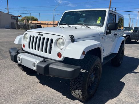 Used 2013 Jeep Wrangler Sahara w/ Dual Top Group AWD/4WD image 11