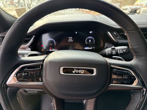 Used 2023 Jeep Grand Cherokee Summit w/ Adv Protech Group IV image 23