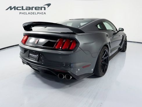 Used 2016 Ford Mustang Shelby GT350R w/ GT350R Equipment Group 920A RWD image 5