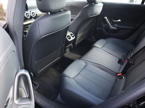 Certified 2025 Mercedes-Benz CLA 250 image 9